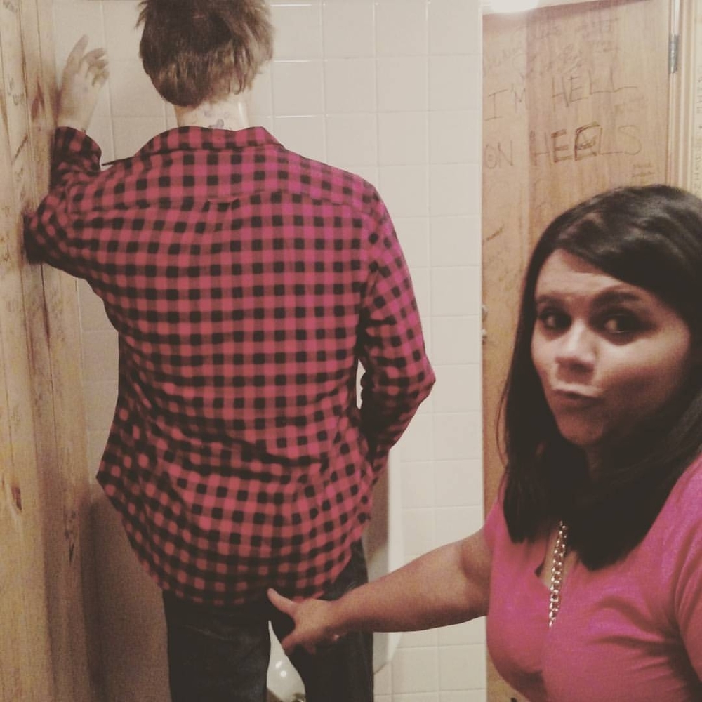 Meet your Posher, Angeles